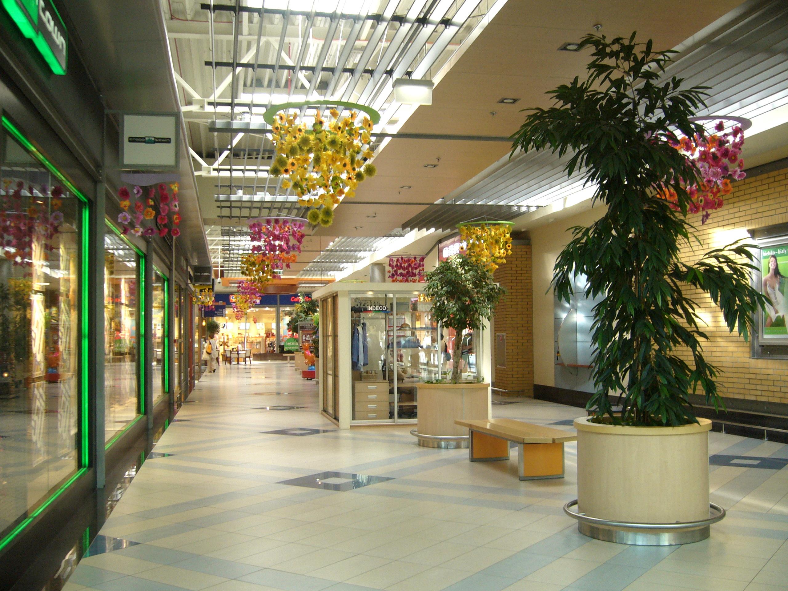 Centrum handlowe Sarni Stok